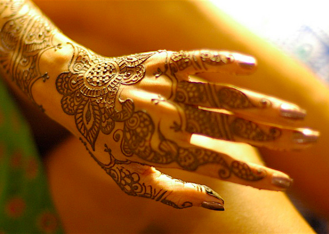 Simple Arabic Mehandi Design 2014