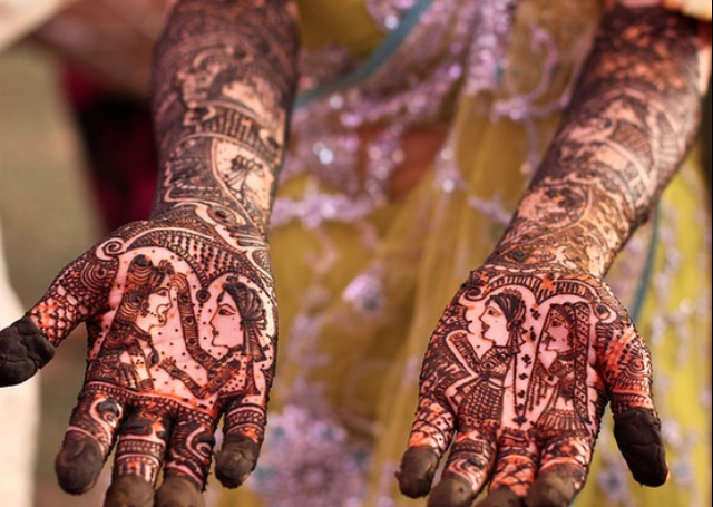 Bridal Mehandi Design featuring exquisite Dulha Dulhan pattern