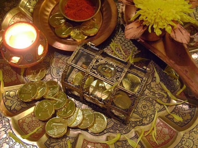 2dhanteras-2_1382806644