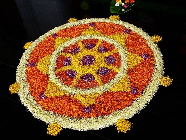 13pookolam12